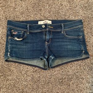 Low rise denim shorts